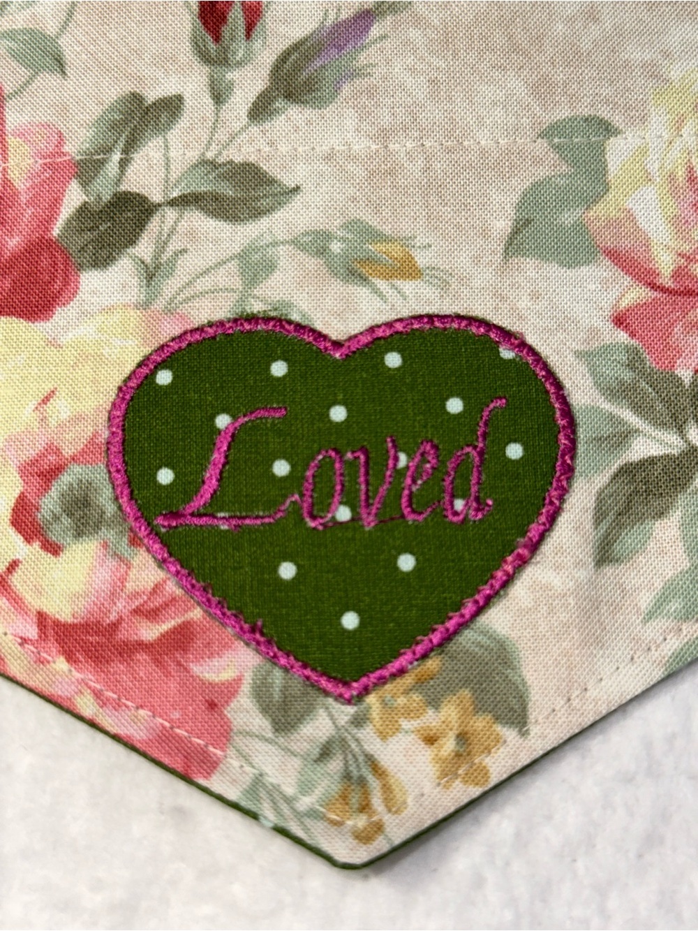 Handmade Reversible Floral 'Loved' Green Heart Dog Scarf- Pet Accessory size Med - Picture 5 of 6